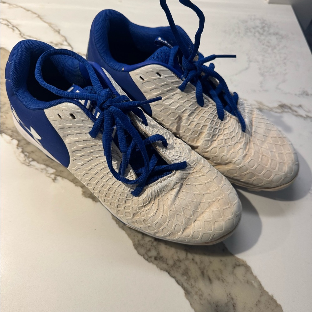 Women’s Blue & White Under Armour Softball Cleats